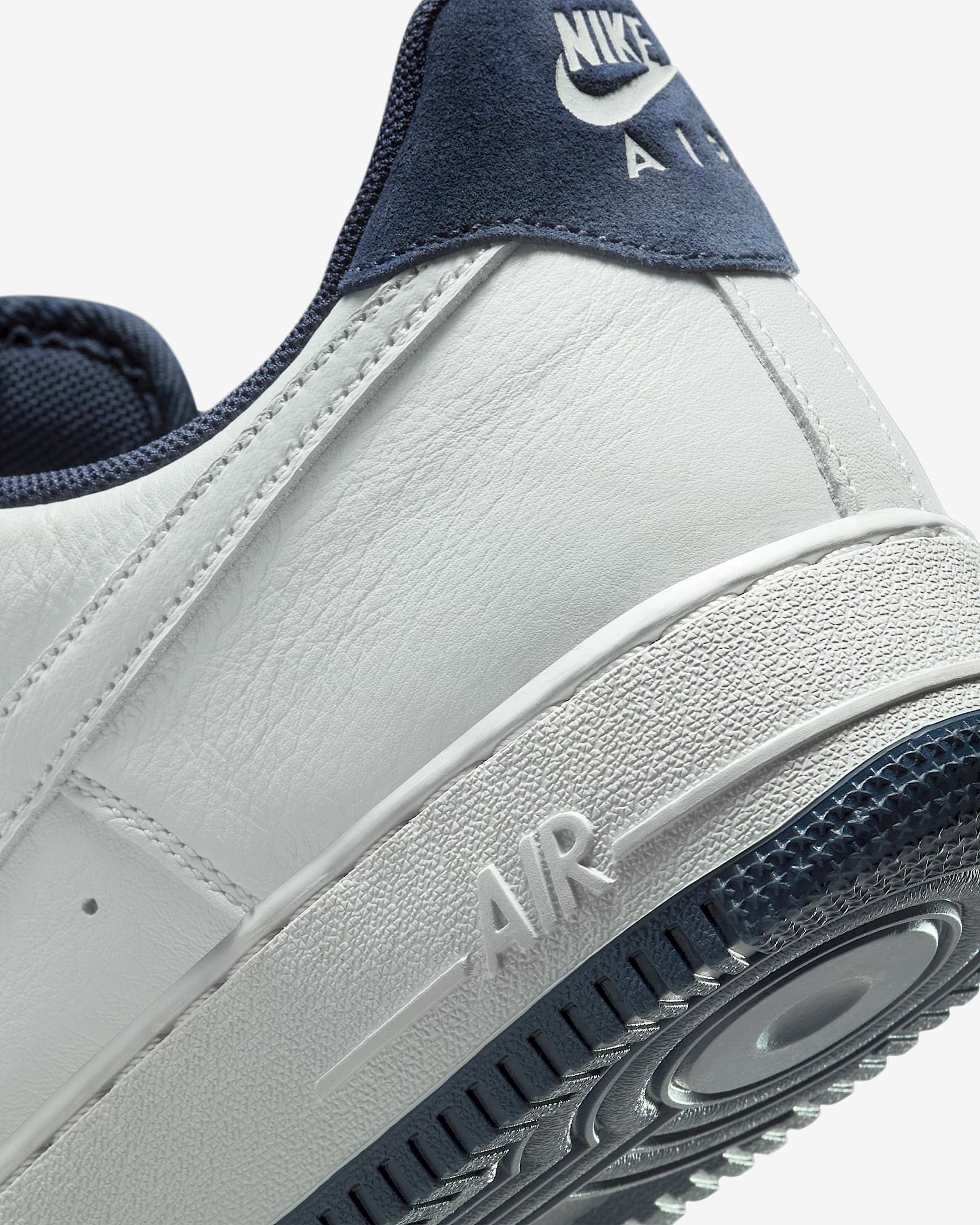 Cheap Nike Air Force 1 '07 LV8 Lelaki Perempuan Kasut Sneaker HM9483-001