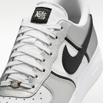 Sizing Nike Air Force 1 ‘07 LV8 金屬銀/白/椰奶色/黑配色 IM5752-001