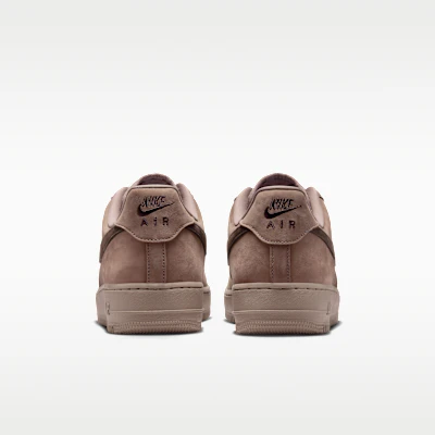 Nike Air Force 1 ''07 LV8 Coklat Mink/Perak Metalik/Hazel Gelap II9807-200 Details for Nike Air Force 1 ''07 LV8 Coklat Mink/Perak Metalik/Hazel Gelap II9807-200