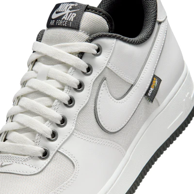 Nike Air Force 1 ''07 LV8 Putih/Abu Gelap/Perak Metalik/Summit White IM6001-121 Sizing Nike Air Force 1 ''07 LV8 Putih/Abu Gelap/Perak Metalik/Summit White IM6001-121