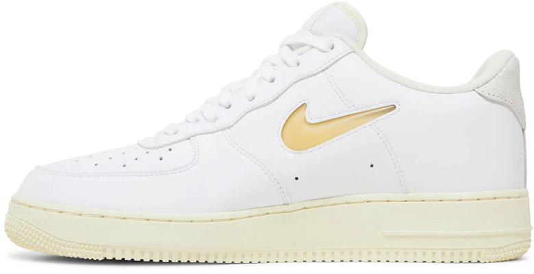 Nike Air Force 1 ’07 LX 'Vainilla Pálido' DC8894-100 Lookbook Nike Air Force 1 ’07 LX 'Vainilla Pálido' DC8894-100
