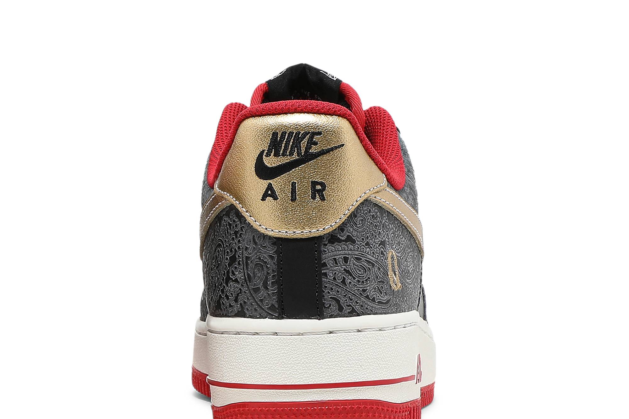 Sizing Nike Air Force 1 '07 LX 'Spades' Sepatu Kartu Remi DJ5184-001