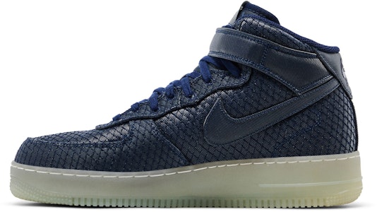 나이키 에어포스 1 '07 미드 LV8 '바이너리 블루' 804609-401 Lookbook 나이키 에어포스 1 '07 미드 LV8 '바이너리 블루' 804609-401