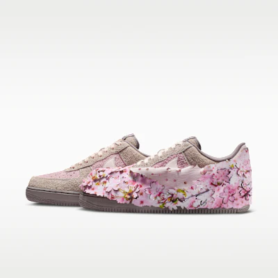 Nike Air Force 1 ''07 Premium Malt/Rose Partikel/Kelabu Mauve/Lembut Merah Jambu IQ3472-298 1