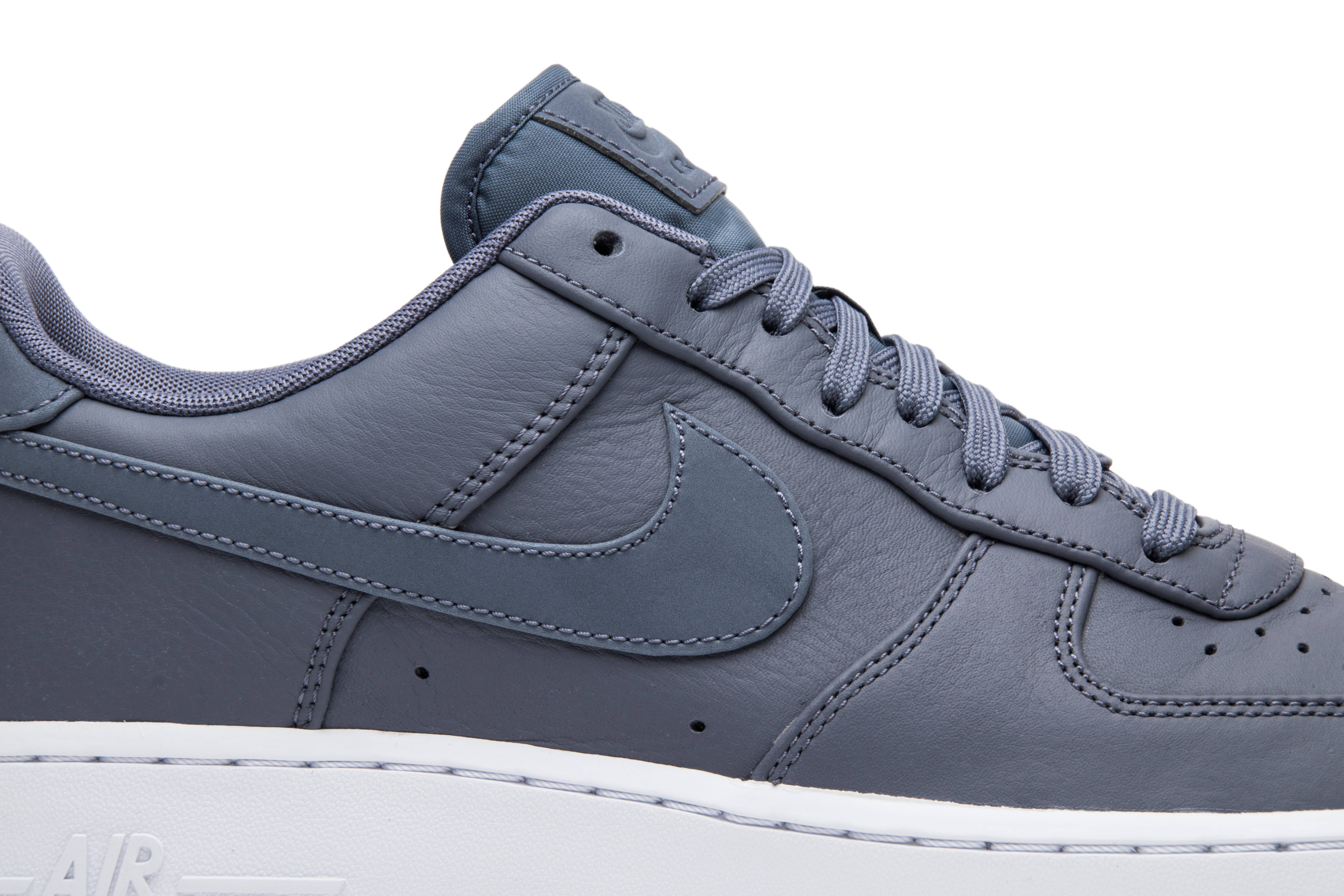 Nike Air Force 1 '07 Prm Light Carbon/Light Carbon 圖 2