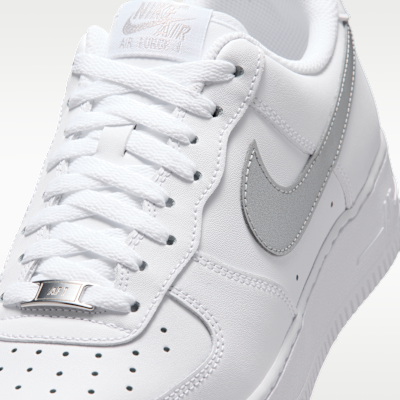 Sizing Nike Air Force 1 ''07 Putih/Perak Metalik FJ4146-134