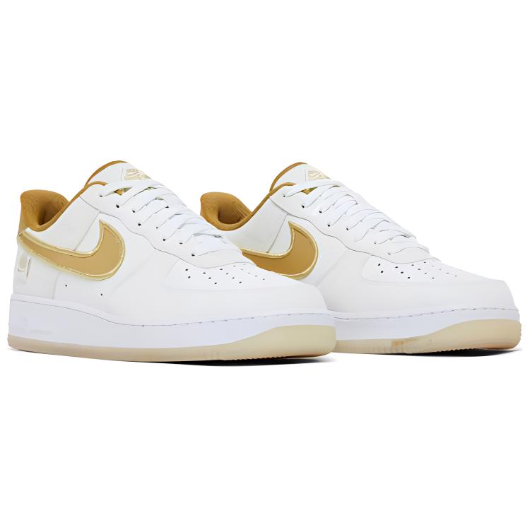 Shop ナイキ エア フォース 1 'ホワイト' (Nike Ea Fōsu Wan 'Howaito') 306353-173