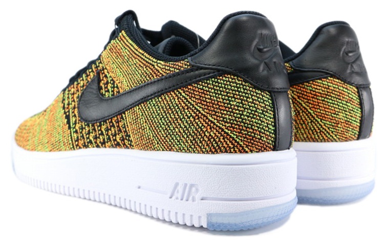 Lookbook Nike Air Force 1 低筒板鞋 男女同款 彩虹