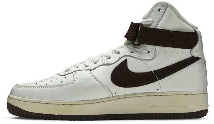 耐吉 Air Force 1 Hi Retro Qs Summit White/Chocolate 743546-102 Lookbook 耐吉 Air Force 1 Hi Retro Qs Summit White/Chocolate 743546-102