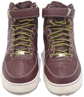 나이키 에어포스 1 하이 '브라운' (LV8) 882096-600 Lookbook 나이키 에어포스 1 하이 '브라운' (LV8) 882096-600