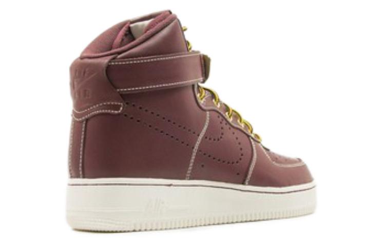 Shop 나이키 에어포스 1 하이 '브라운' (LV8) 882096-600