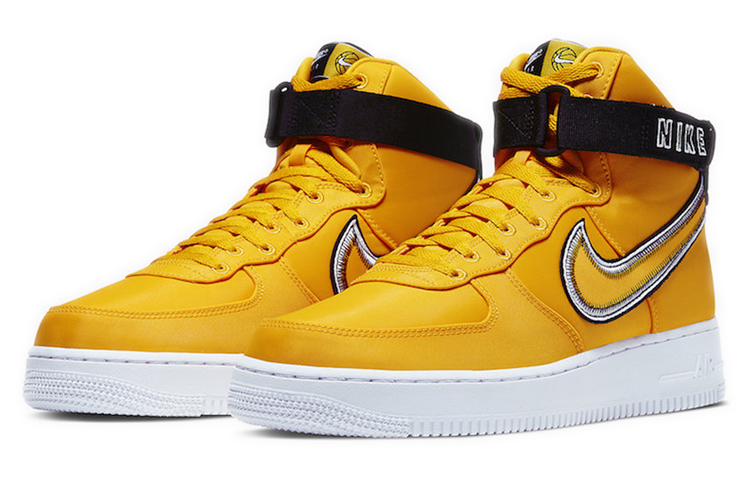 Lookbook Nike Air Force 1 Tinggi 'University Gold' CD0911-700
