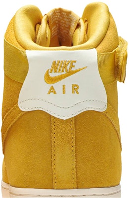 나이키 에어 포스 1 하이 스웨이드 '옐로 오커' AQ8649-700 Sizing 나이키 에어 포스 1 하이 스웨이드 '옐로 오커' AQ8649-700