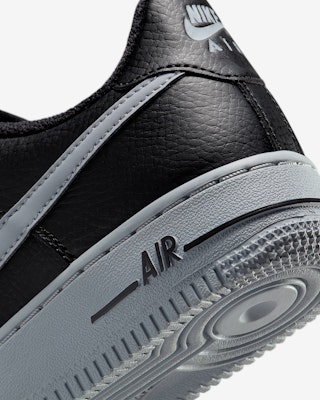 (Youth) Nike Air Force 1 HQ3807-001 1