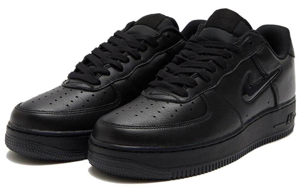 Lookbook Nike Air Force 1 Jewel 'Warna Bulan - Hitam' FN5924-001