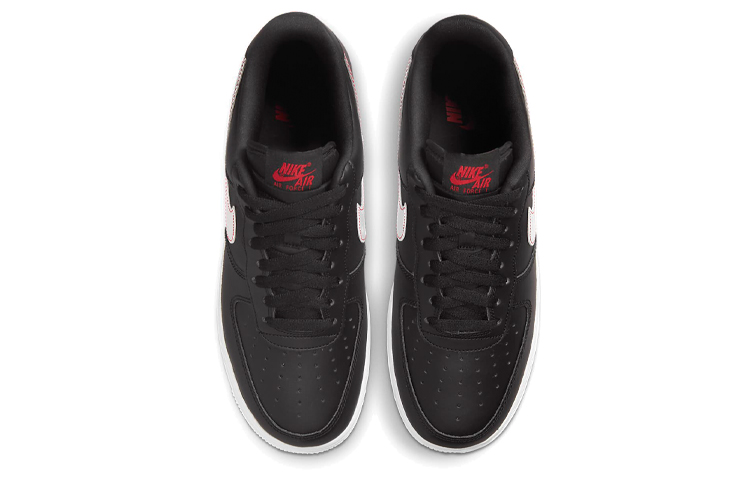 Shop 耐吉 Air Force 1 Low '07 低帮板鞋 男款 黑紅