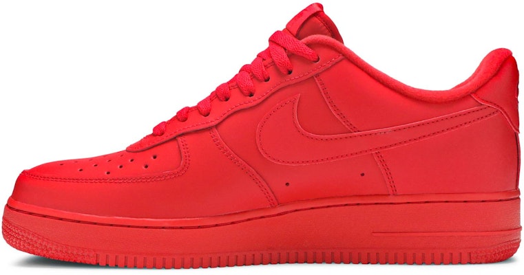 나이키 에어포스 1 로우 '07 LV8 '트리플 레드' CW6999-600 Lookbook 나이키 에어포스 1 로우 '07 LV8 '트리플 레드' CW6999-600