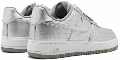 ナイキ エアフォース1 '07 LV8 シルバー 718152-013 Shop ナイキ エアフォース1 '07 LV8 シルバー 718152-013