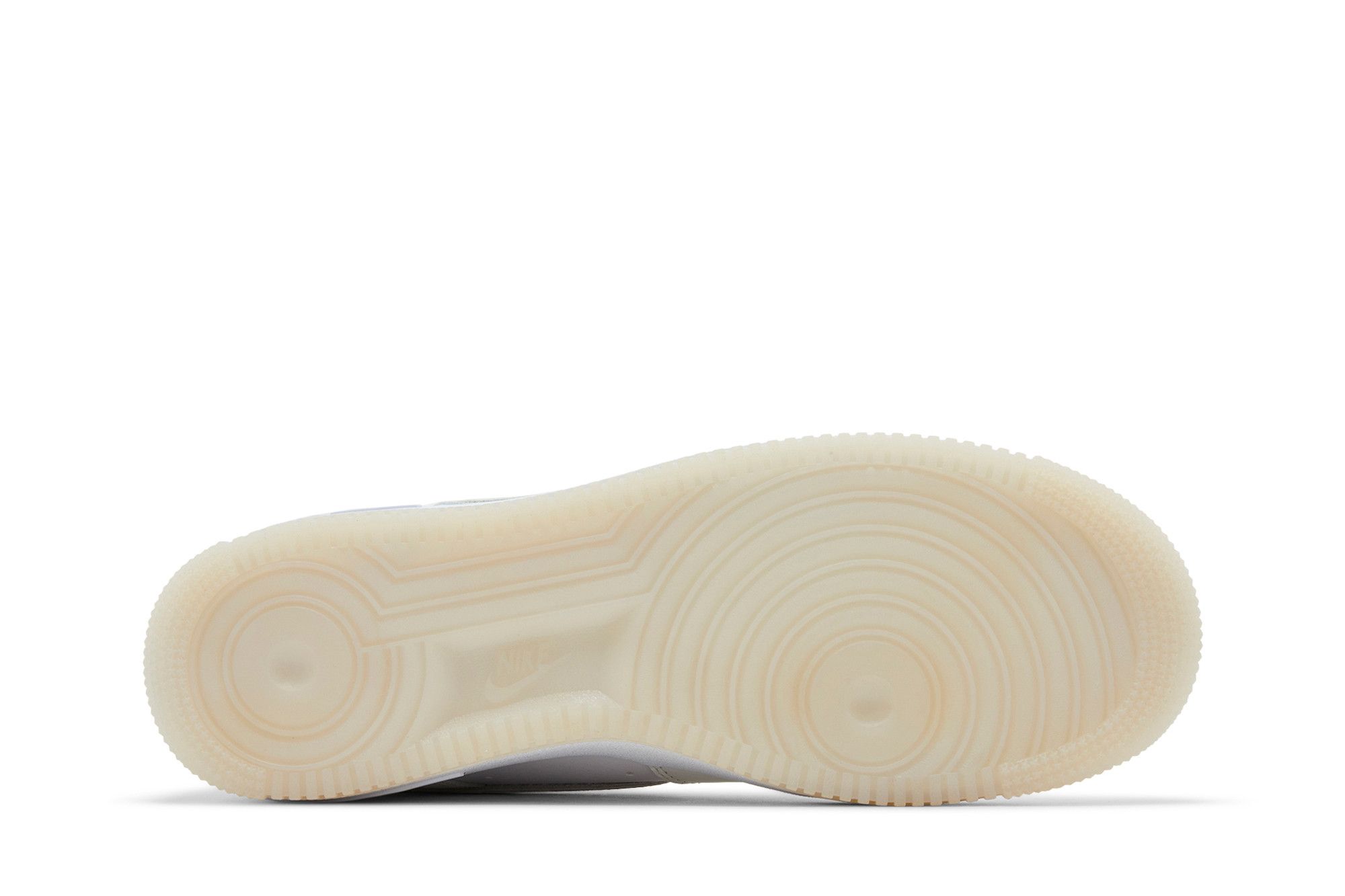 Shop Nike Air Force 1 Low '07 LV8 Summit Putih Phantom FN5832-100