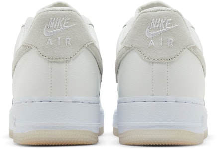 Nike Air Force 1 Low '07 LV8 Summit Putih Phantom FN5832-100 Details for Nike Air Force 1 Low '07 LV8 Summit Putih Phantom FN5832-100