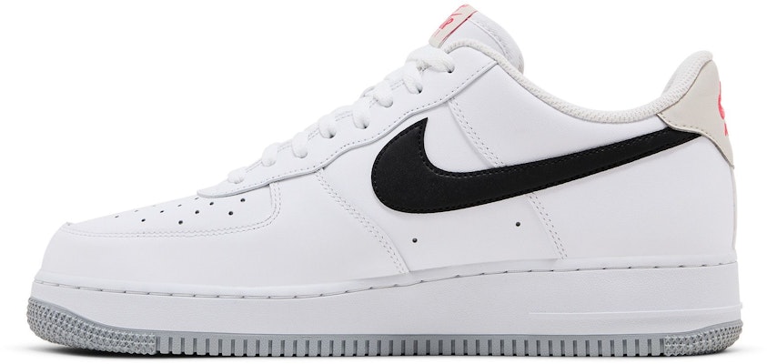 耐克空军一号低帮 '07 RS '炽热红光' CK0806-100 Lookbook 耐克空军一号低帮 '07 RS '炽热红光' CK0806-100