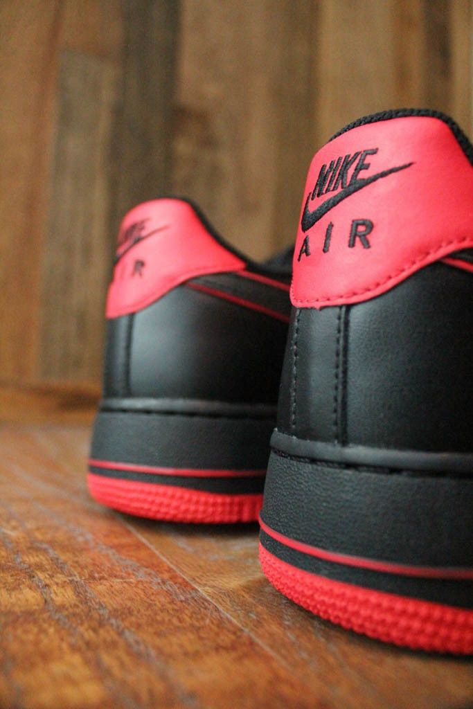 Nike Air Force 1 Low 'Black Action Red' 圖 4