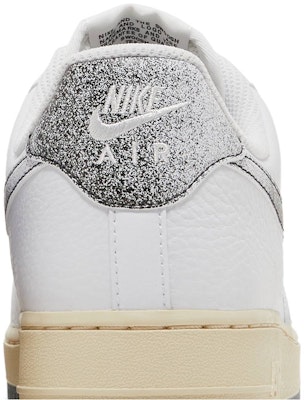 ナイキ エアフォース1 ロー "クラシック" DV7183-100 Sizing ナイキ エアフォース1 ロー "クラシック" DV7183-100