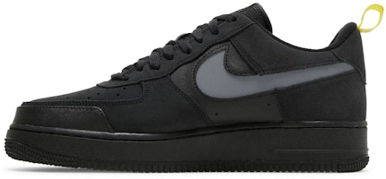 耐克空军一号低帮'镂空Swoosh - 黑色' DO6709-001 Lookbook 耐克空军一号低帮'镂空Swoosh - 黑色' DO6709-001