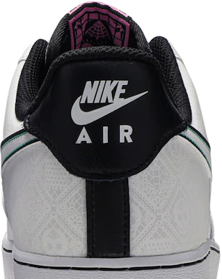 耐克 空军一号 低帮 '亡灵节' CT1138-100 Sizing 耐克 空军一号 低帮 '亡灵节' CT1138-100