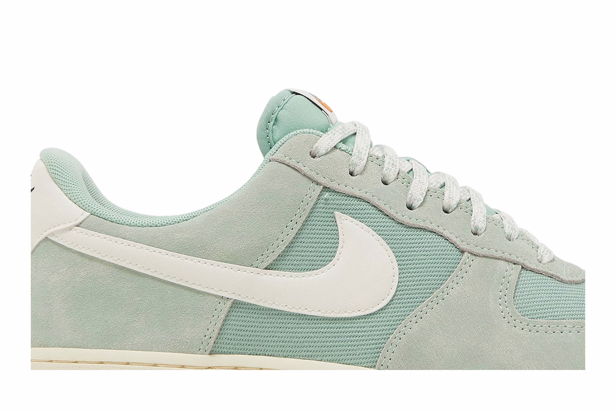 Nike Air Force 1 Low 'Enamel Green' DO9801-300