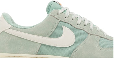 나이키 에어 포스 1 로우 '에나멜 그린' DO9801-300 Order 나이키 에어 포스 1 로우 '에나멜 그린' DO9801-300