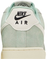 나이키 에어 포스 1 로우 '에나멜 그린' DO9801-300 Sizing 나이키 에어 포스 1 로우 '에나멜 그린' DO9801-300