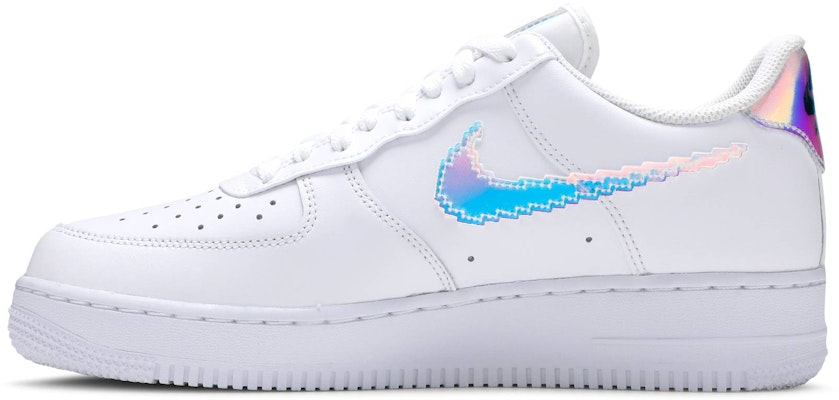 エアフォース1 '07 LV8 ピクセルスウッシュ CV1699-100 Lookbook エアフォース1 '07 LV8 ピクセルスウッシュ CV1699-100