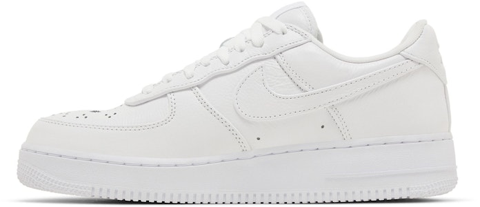 Nike Air Force 1 Low 'Jason Voorhees' Sepatu Pria IB4025-100 Lookbook Nike Air Force 1 Low 'Jason Voorhees' Sepatu Pria IB4025-100