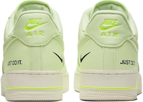 나이키 에어 포스 1 로우 '저스트 두 잇 - 베얼리 볼트' CT2541-700 Shop 나이키 에어 포스 1 로우 '저스트 두 잇 - 베얼리 볼트' CT2541-700