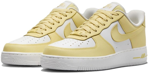 Nike Air Force 1 Low 'Lemon Venom' Wanita Pria Sneakers HF0119-700 Lookbook Nike Air Force 1 Low 'Lemon Venom' Wanita Pria Sneakers HF0119-700