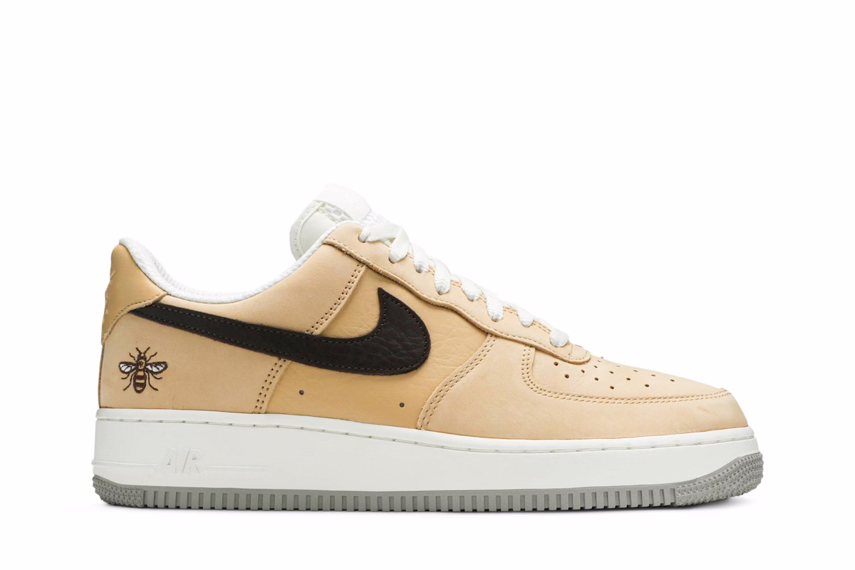 Nike Air Force 1 Low 'Manchester Bee' DC1939-200