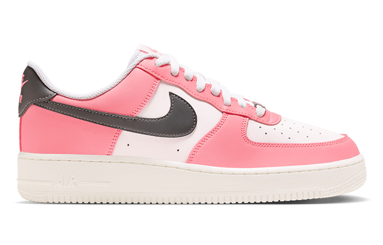Lookbook 耐吉Air Force 1 Low「那不勒斯」款 FQ6850-621