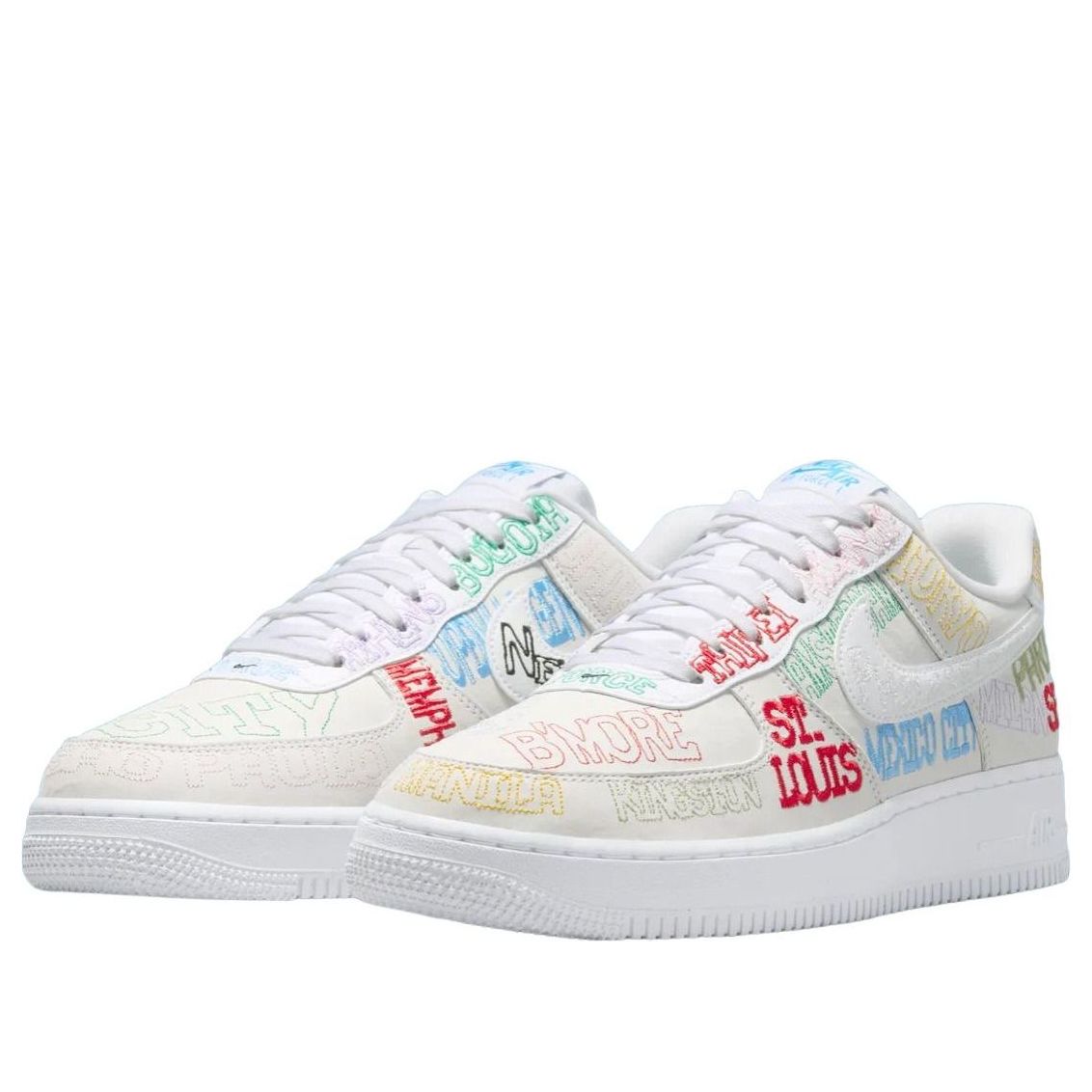 Lookbook 나이키 에어 포스 1 로우 ''온 투어 화이트'' II1549-100