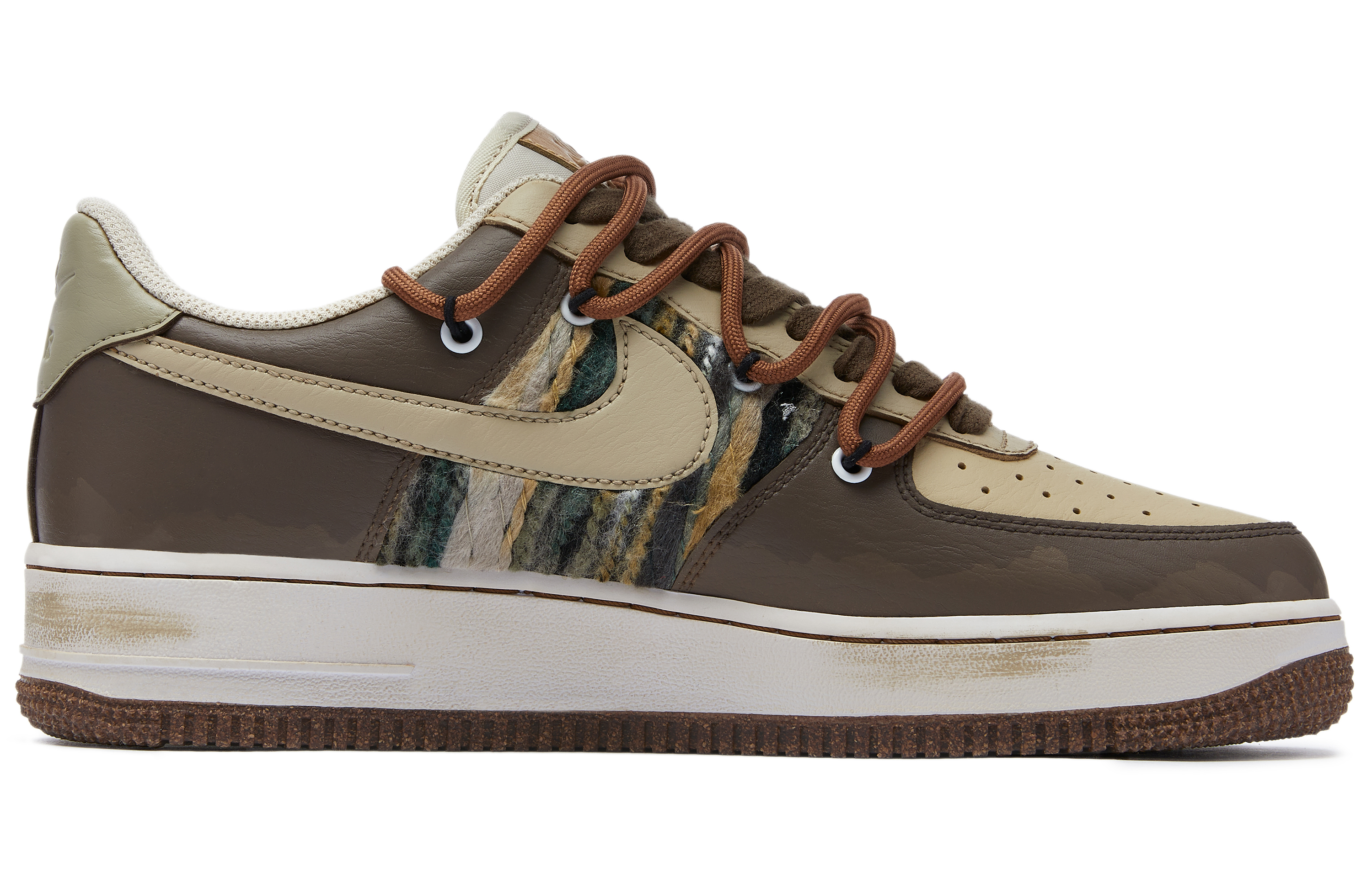 Nike Air Force 1 Low 'Panda Mischief Saturn' 圖 3