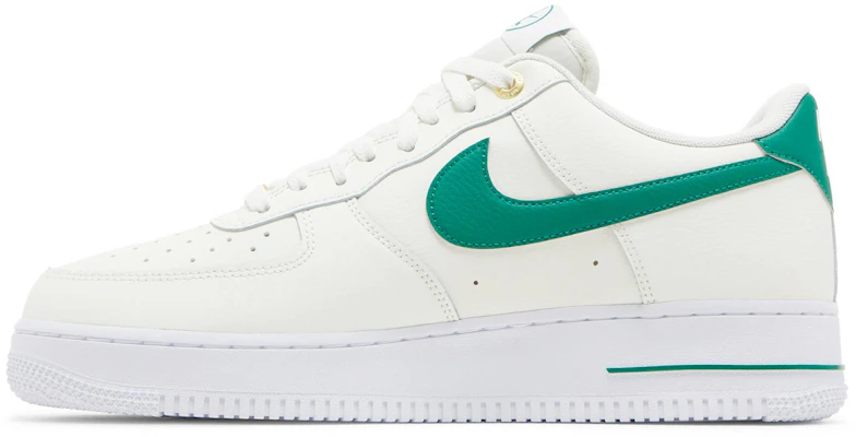 Nike Air Force 1 Low 'Sail Malachite Putih Emas Metalik' DQ7658-101 Lookbook Nike Air Force 1 Low 'Sail Malachite Putih Emas Metalik' DQ7658-101