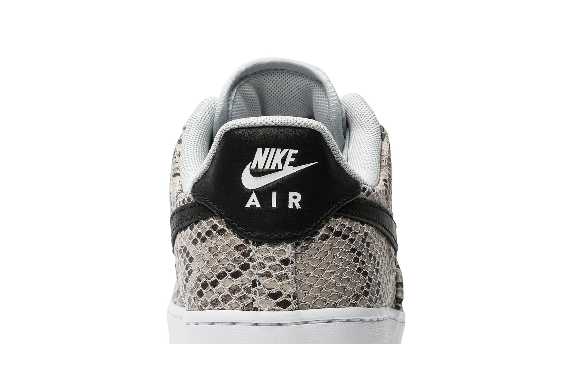 Sizing Nike Air Force 1 Low 'Kulit Ular' BQ4424-100