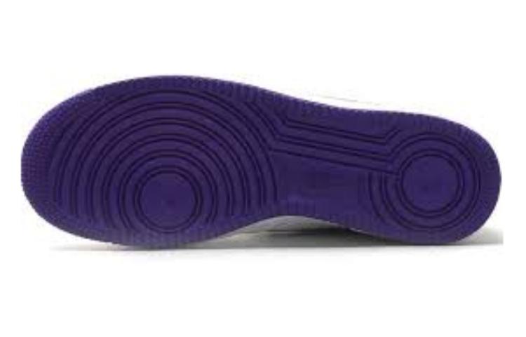 Details for エアフォース1 ロー "スネークスキン レイカーズ" 488298-143