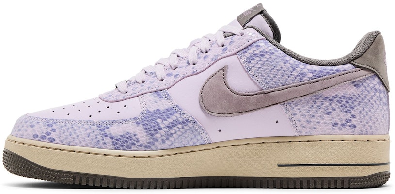 Nike Air Force 1 Low「蛇紋套裝 - 玩偶」 HF2898-500 Lookbook Nike Air Force 1 Low「蛇紋套裝 - 玩偶」 HF2898-500