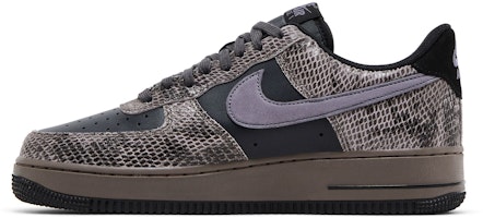 Nike Air Force 1 Low 'Paquete Piel de Serpiente - Off Noir' HF2898-001 Lookbook Nike Air Force 1 Low 'Paquete Piel de Serpiente - Off Noir' HF2898-001