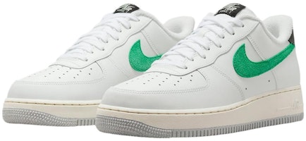 Nike Air Force 1 Low 'Blanco Summit/Malachita' DR8593-100 Lookbook Nike Air Force 1 Low 'Blanco Summit/Malachita' DR8593-100