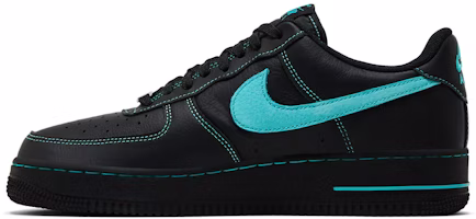 Nike Air Force 1 Low 'Un-Tiffany' Sepatu Sneakers HQ2037-002 Lookbook Nike Air Force 1 Low 'Un-Tiffany' Sepatu Sneakers HQ2037-002
