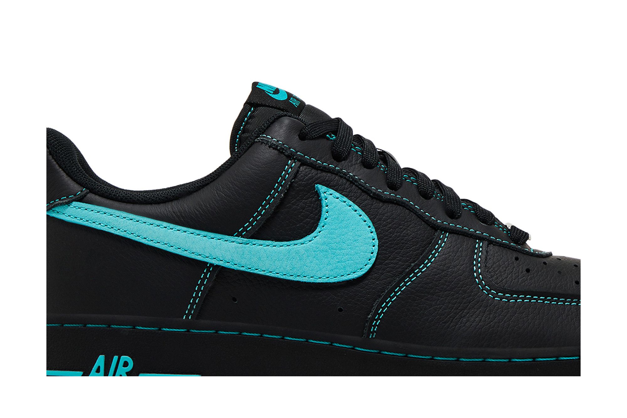 Shop 耐克空军1号低帮'Un-Tiffany' HQ2037-002