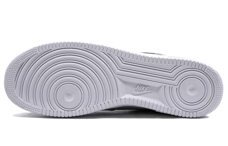 Purchase 耐吉空军一号低筒'A月球登陆' AQ0556-200