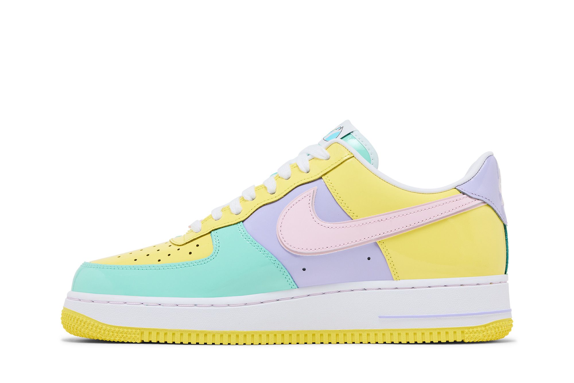 Lookbook Nike Air Force 1 Low Easter (2026) IQ9706-701